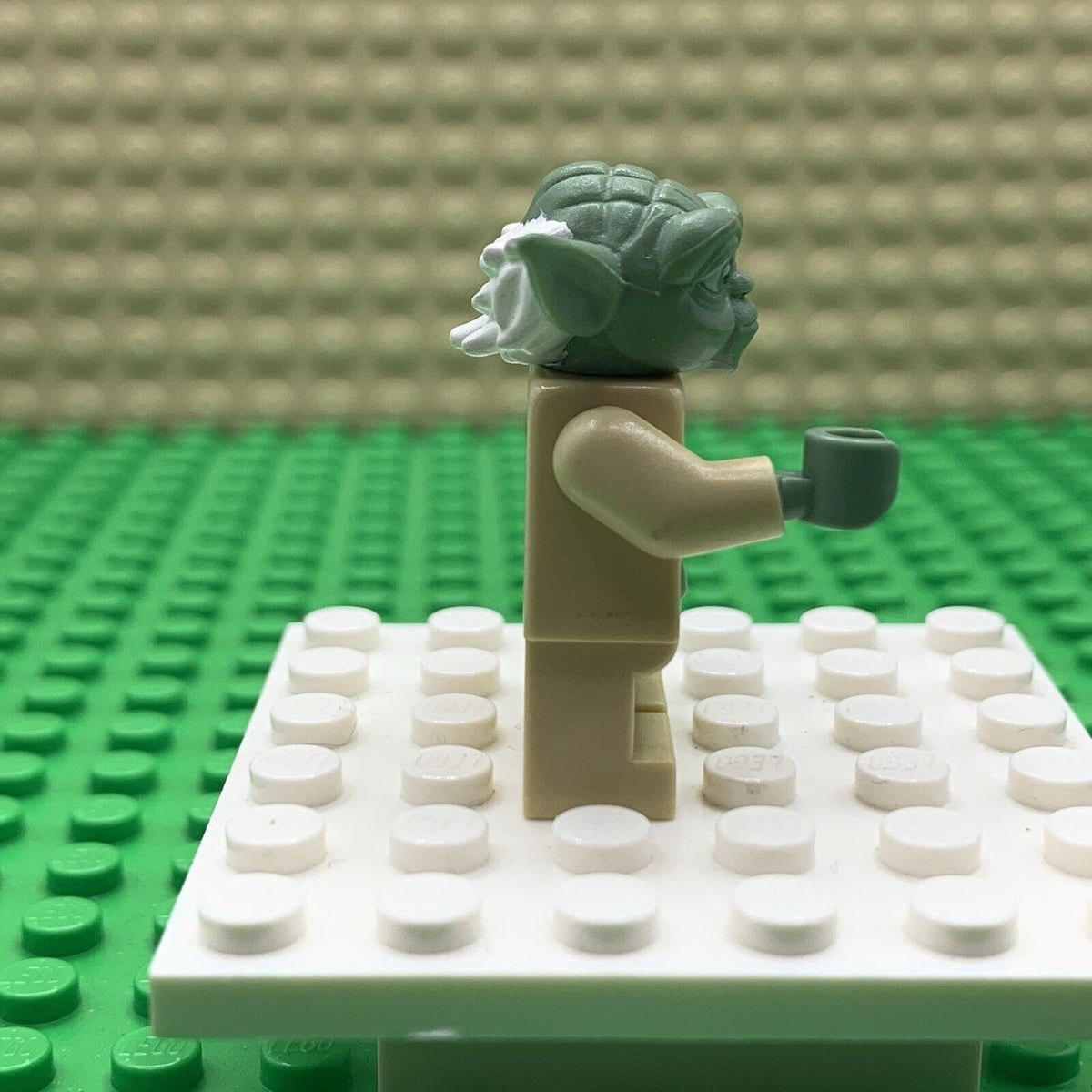 LEGO Star Wars Clone Wars Yoda Minifigure (75002) sw0446