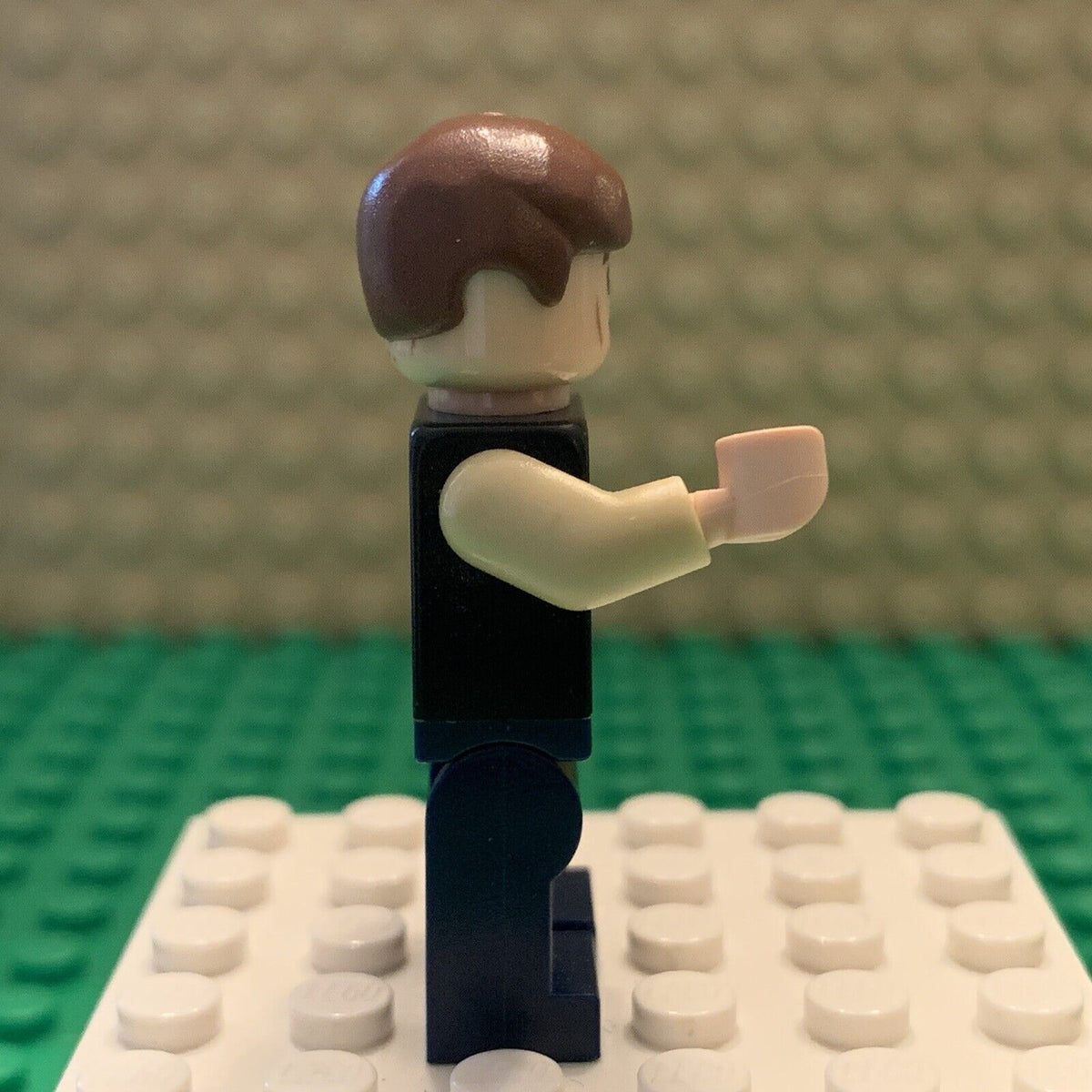 LEGO Star Wars Han Solo Minifigure Dark Blue Legs Vest with Pockets 75052 sw0539