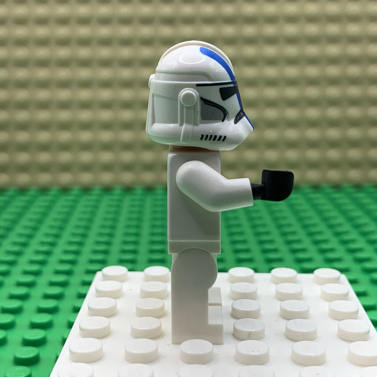 LEGO Star Wars Clone Wars 501st Legion Clone Trooper Minifigure (75280) sw1094