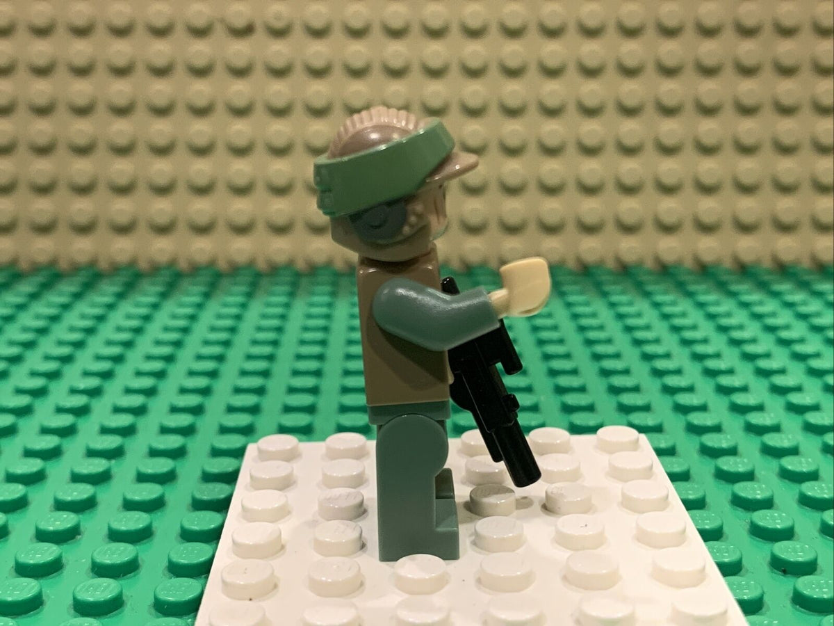LEGO Star Wars Endor Rebel Commando Trooper Minifigure (10236 9489) sw0367