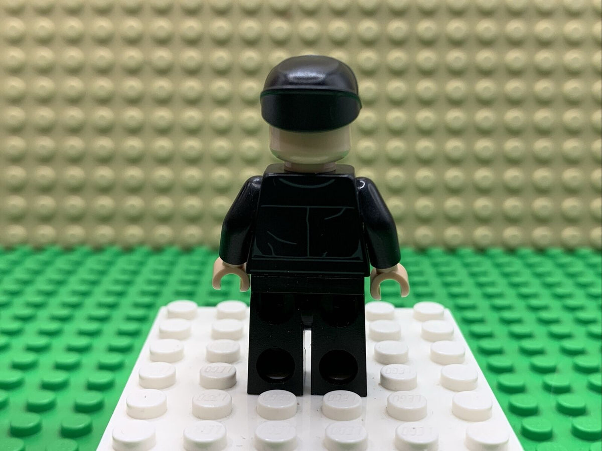 LEGO STAR WARS IMPERIAL SHUTTLE PILOT LIGHT NOUGAT MINIFIGURE sw0802 USED 75163