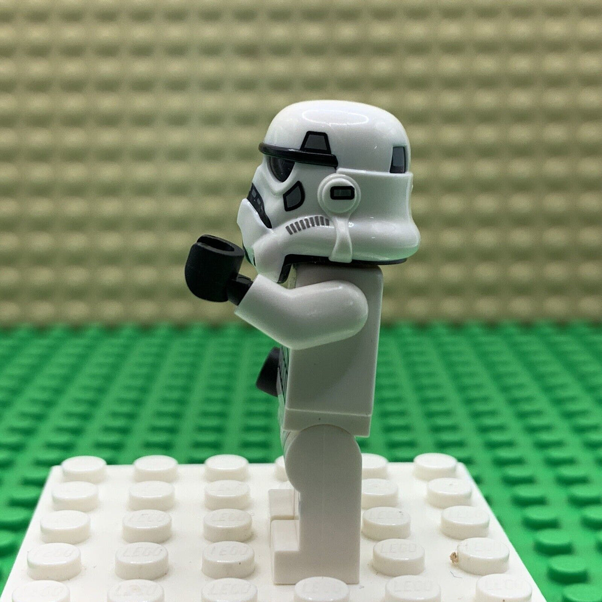 LEGO Star Wars Female Imperial Stormtrooper Minifigure - sw1275 - Set 75370