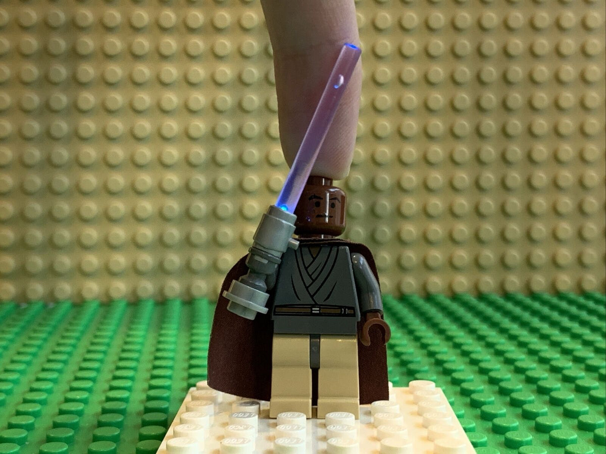 LEGO Star Wars Episode 3 Mace Windu Light-Up Lightsaber Minifigure sw0133