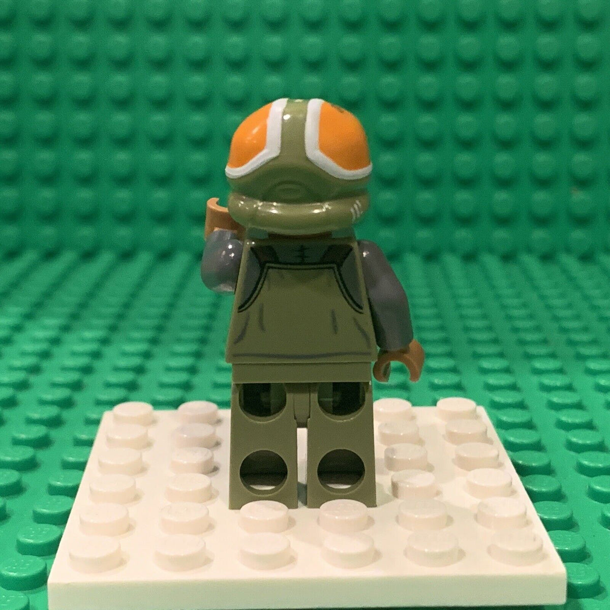 LEGO Resistance Ground Crew Minifigure sw0660 Star Wars 75102