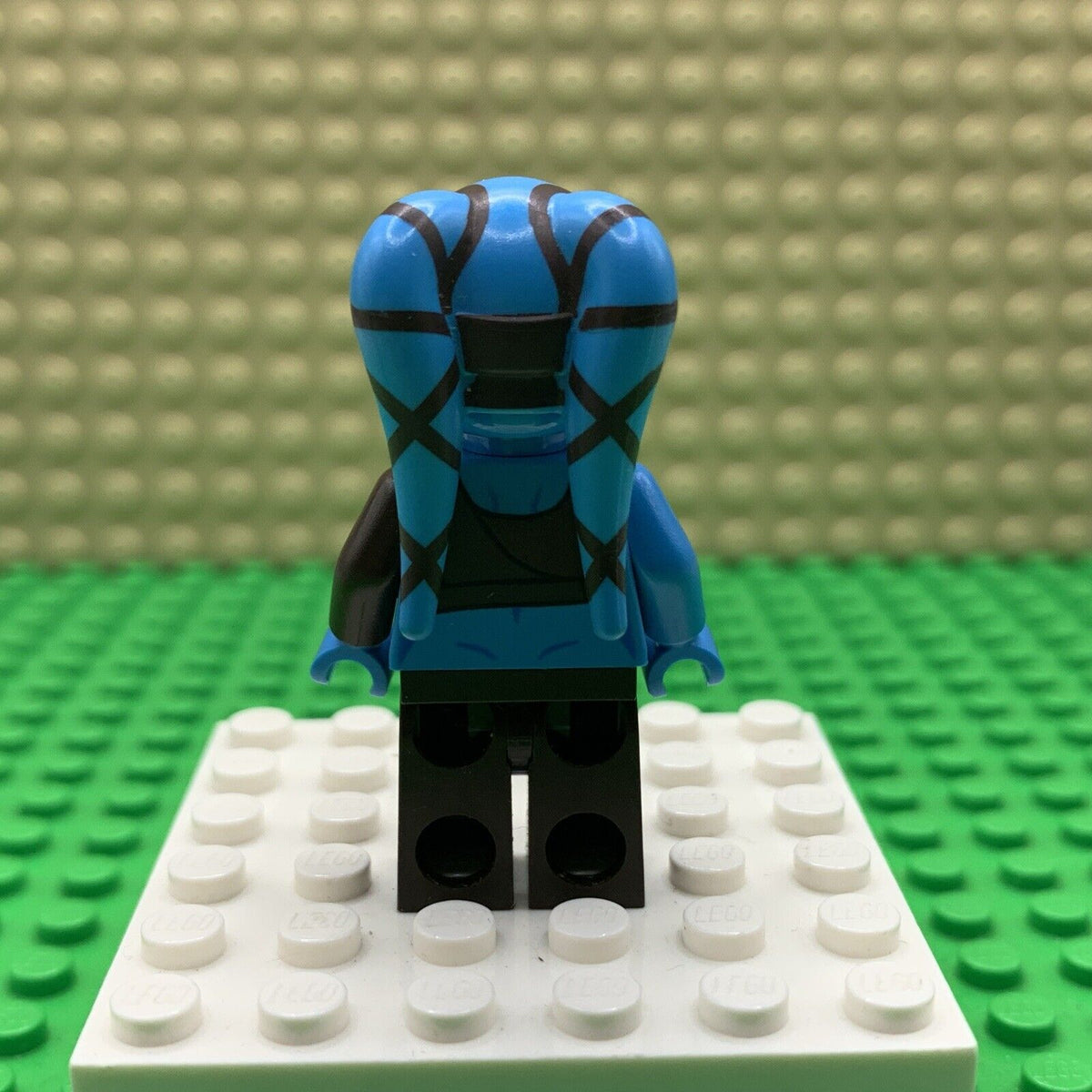 LEGO Star Wars Legends Aayla Secura Minifigure (75182) sw0833