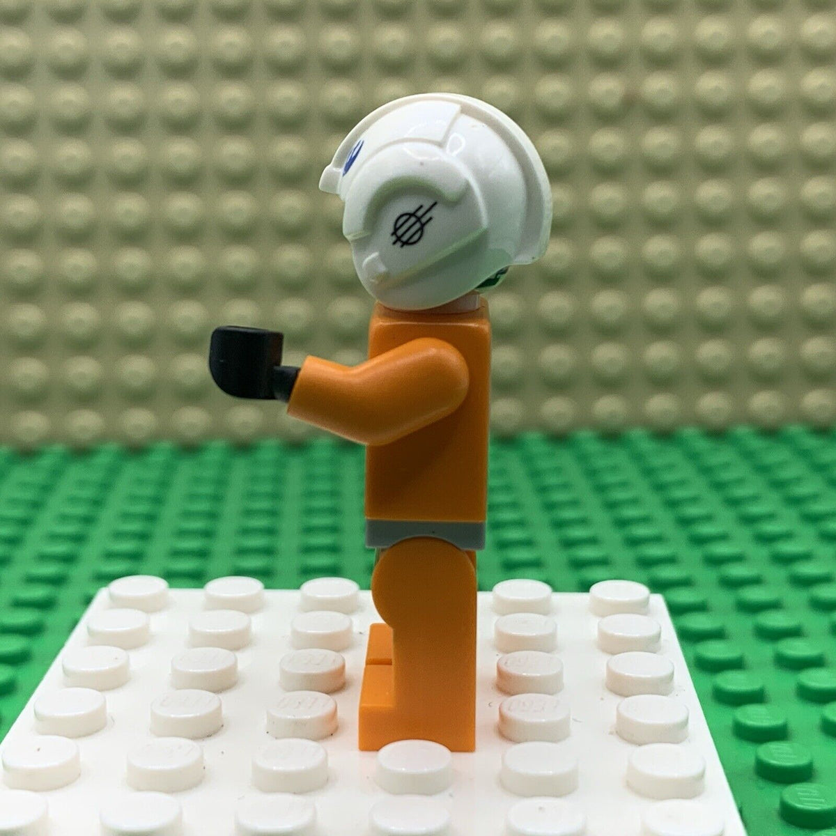 LEGO Star Wars Dak Ralter Rebel Pilot Minifigure sw1025 75259