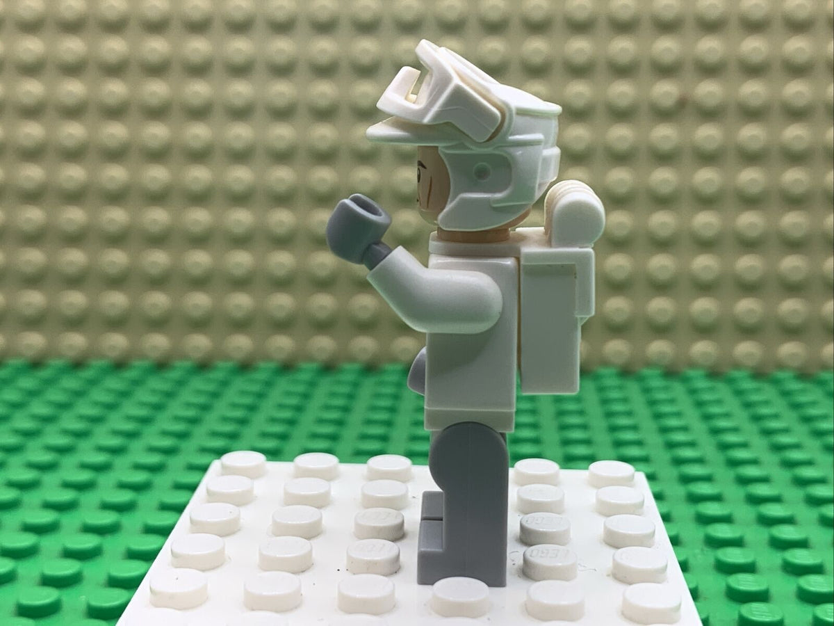 LEGO Star Wars Hoth Rebel Trooper Minifigure White Uniform 75098 sw0678