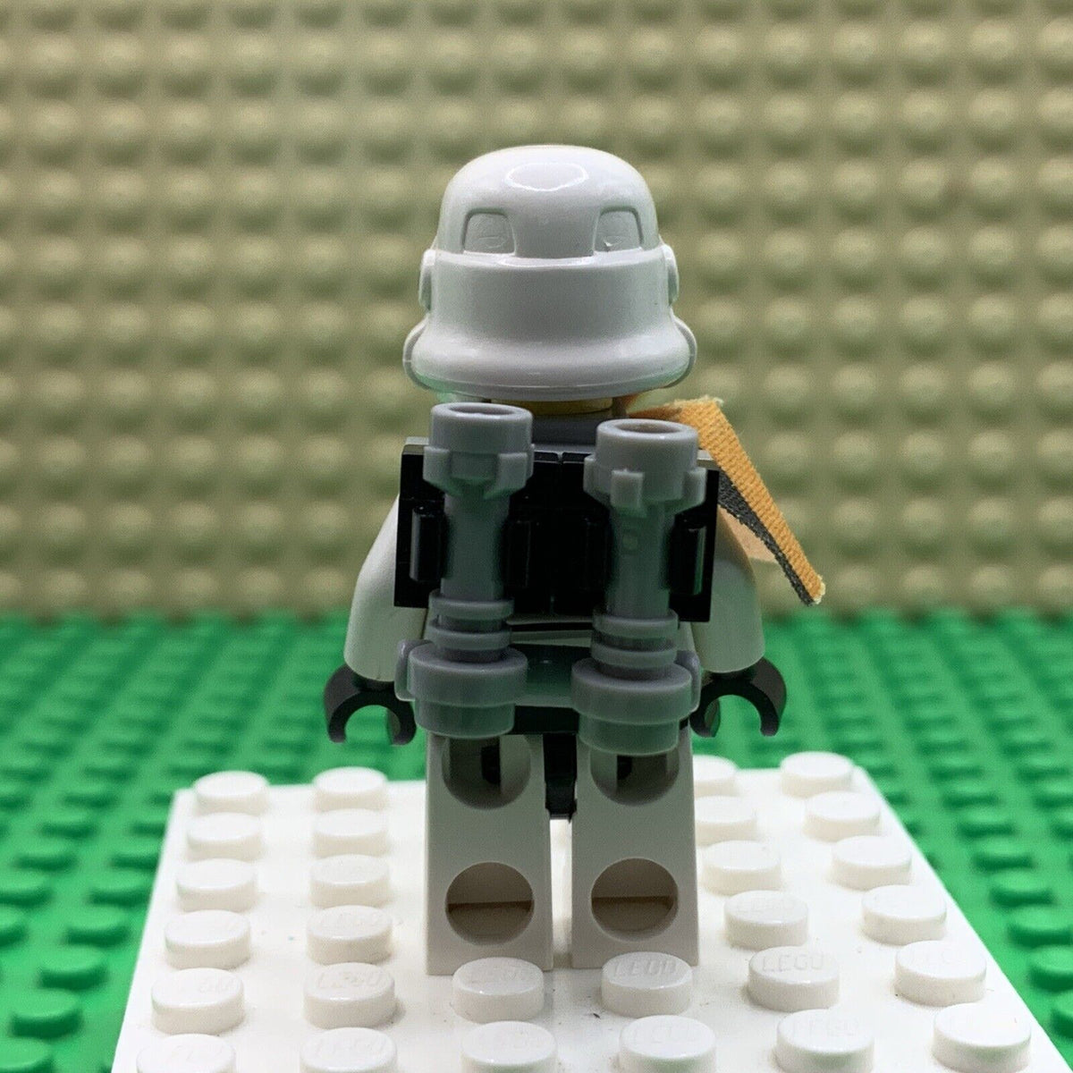 Lego Star Wars Imperial Sandtrooper: Orange Pauldron, Backpack sw0109 Minifigure