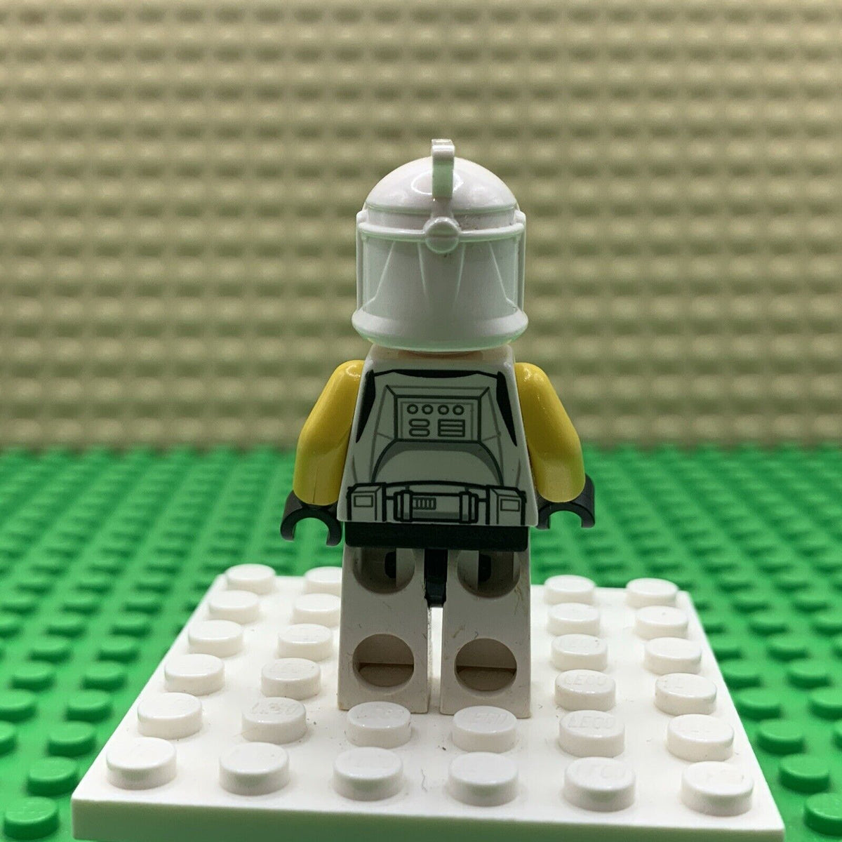 LEGO Star Wars Clone Trooper Commander Minifigure sw0481 2013 75019 See Disc.